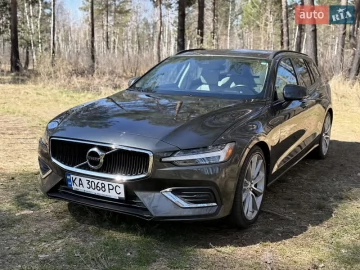 Авто Volvo V60 2020 № 7600712