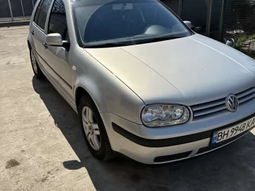 Авто Volkswagen Golf 2000 № 7600744