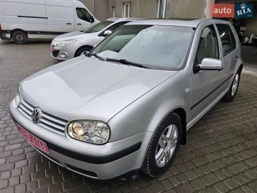 Авто Volkswagen Golf 2002 № 7600749