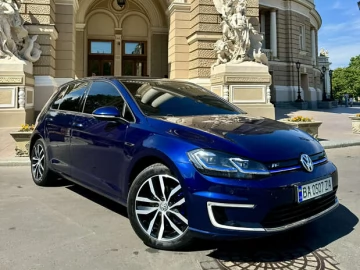 Авто Volkswagen E-Golf 2018 № 7600996