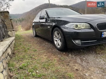 Авто BMW 5 Series 2012 № 7601056