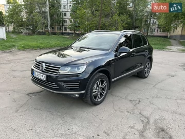 Авто Volkswagen Touareg 2011 № 7601063