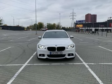 Авто BMW 5 Series 2015 № 7601085