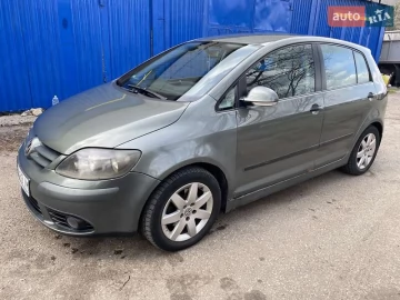 Авто Volkswagen Golf Plus 2005 № 7601107