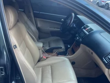 Авто Honda Accord 2005 № 7601201