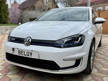 Авто Volkswagen E-Golf 2016 № 7601367