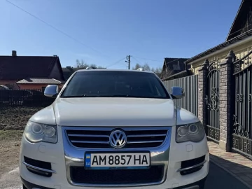 Авто Volkswagen Touareg 2008 № 7601405
