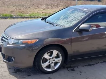 Авто Honda Accord 2010 № 7601455