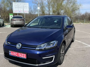 Авто Volkswagen E-Golf 2018 № 7601478