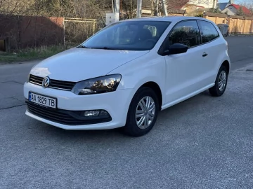 Авто Volkswagen Polo 2017 № 7601633