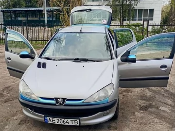 Авто Peugeot 206 2000 № 7601768
