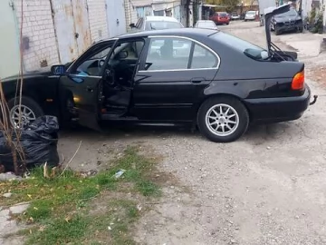 Авто BMW 5 Series 2001 № 7601850