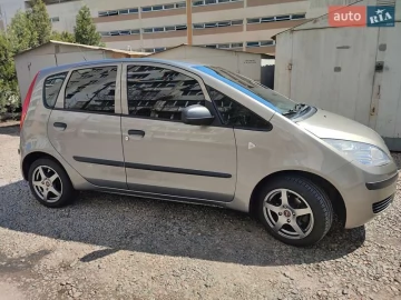 Авто Mitsubishi Colt 2008 № 7601888
