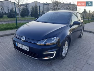 Авто Volkswagen E-Golf 2016 № 7601990