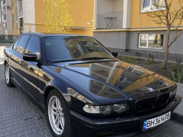 Авто BMW 7 Series 1999 № 7602107