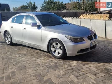Авто BMW 5 Series 2003 № 7602173