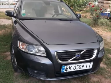 Авто Volvo V50 2009 № 7602219