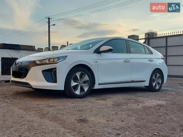 Авто Hyundai Ioniq 2018 № 7602238