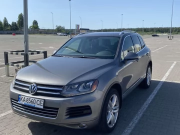 Авто Volkswagen Touareg 2012 № 7602252