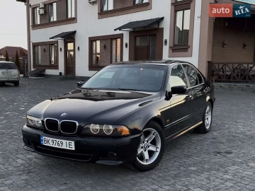 Авто BMW 5 Series 2001 № 7602307