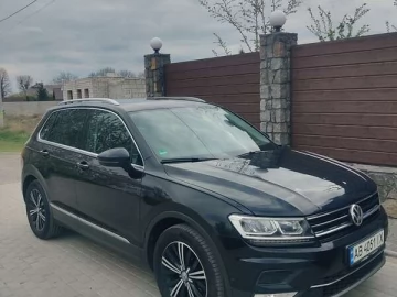 Авто Volkswagen Tiguan 2017 № 7602326