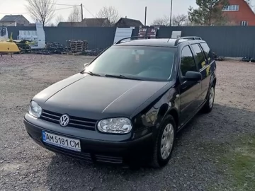Авто Volkswagen Golf 2002 № 7602412