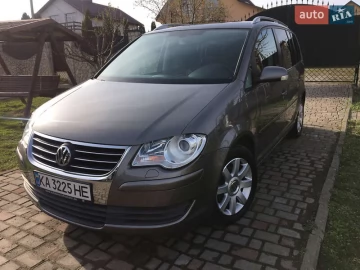 Авто Volkswagen Touran 2007 № 7602492