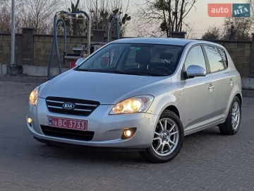 Авто KIA Ceed 2009 № 7602500