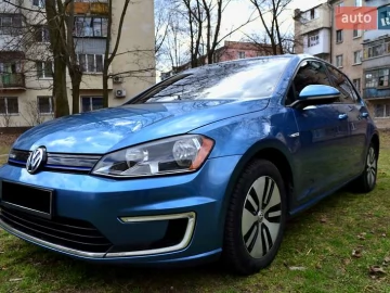 Авто Volkswagen E-Golf 2017 № 7602779