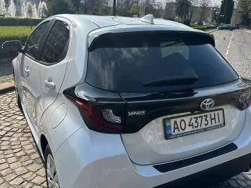 Авто Toyota Yaris 2021 № 7603004