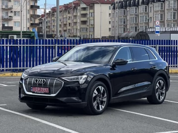 Авто Audi E-Tron 2023 № 7603028