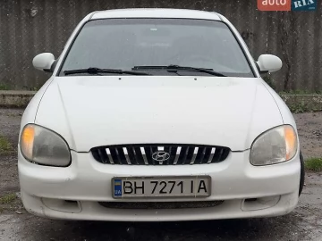 Авто Hyundai Sonata 2000 № 7603046