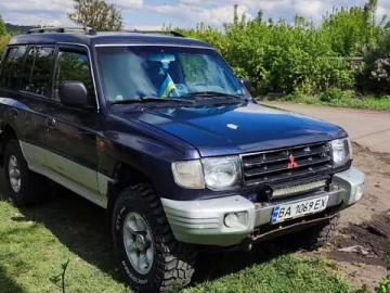 Авто Mitsubishi Pajero 1999 № 7603087