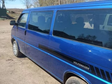 Авто Volkswagen Transporter 2000 № 7603120