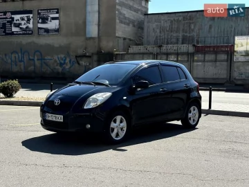 Авто Toyota Yaris 2007 № 7603127