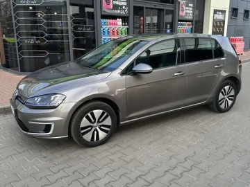 Авто Volkswagen E-Golf 2016 № 7603151