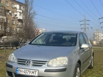 Авто Volkswagen Golf 2004 № 7603296