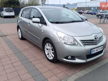 Авто Toyota Verso 2012 № 7603665