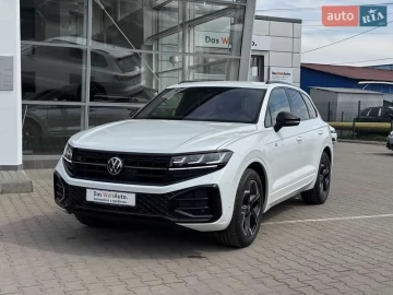 Авто Volkswagen Touareg 2024 № 7603817