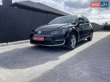 Авто Volkswagen E-Golf 2016 № 7603957