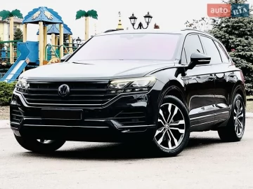 Авто Volkswagen Touareg 2018 № 7604211