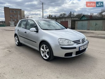 Авто Volkswagen Golf 2004 № 7604302