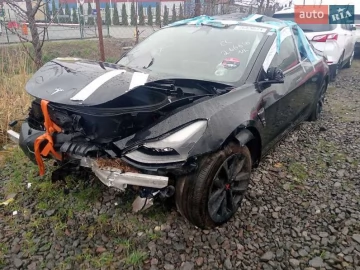 Авто Tesla Model 3 2022 № 7604404