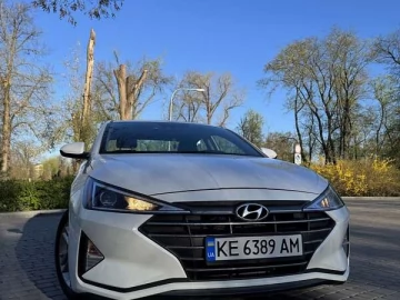 Авто Hyundai Elantra 2018 № 7604472