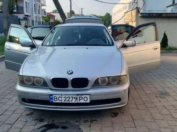 Авто BMW 5 Series 2003 № 7604708