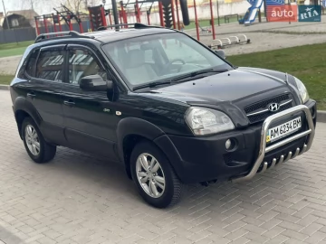 Авто Hyundai Tucson 2008 № 7604800
