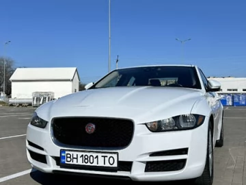 Авто Jaguar Xe 2016 № 7604941