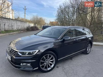 Авто Volkswagen Passat 2018 № 7604968