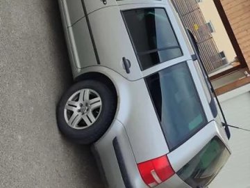 Авто Volkswagen Golf 2003 № 7605081