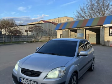 Авто KIA Rio 2006 № 7605096